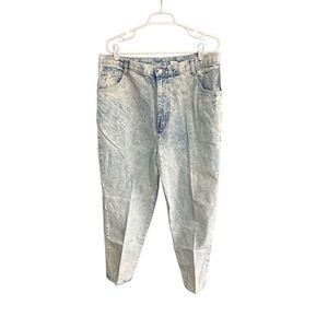 No Excuses NWT 90s Mom Light Acid Washed Jeans Pink Heart Detailed at Ankle Size